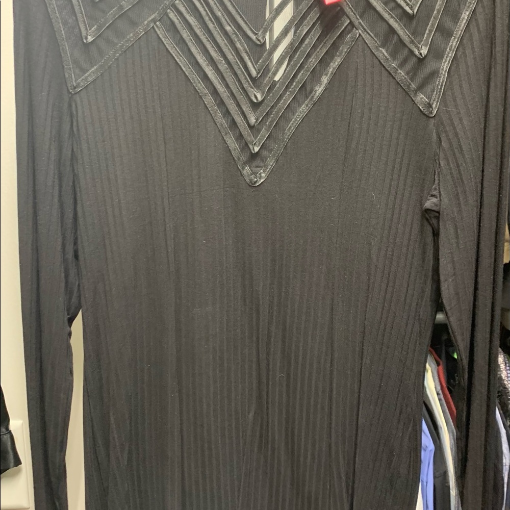 Super cute shirt! Never worn!